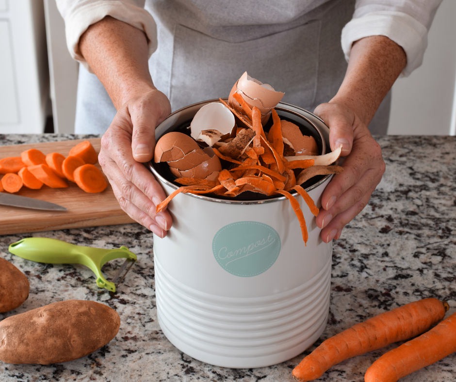 Kitchen Compost Bin