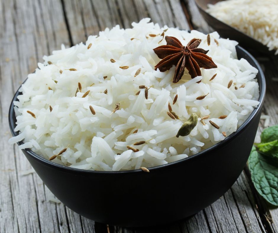 Cooked rice in a bowl